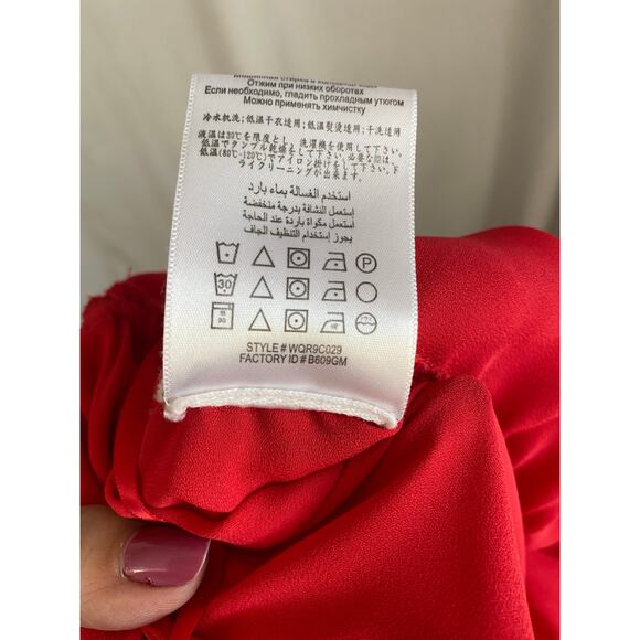 BCBGMAXAZRIA Casli Halter Romper in Coral with Pockets Small - Picture 7 of 9